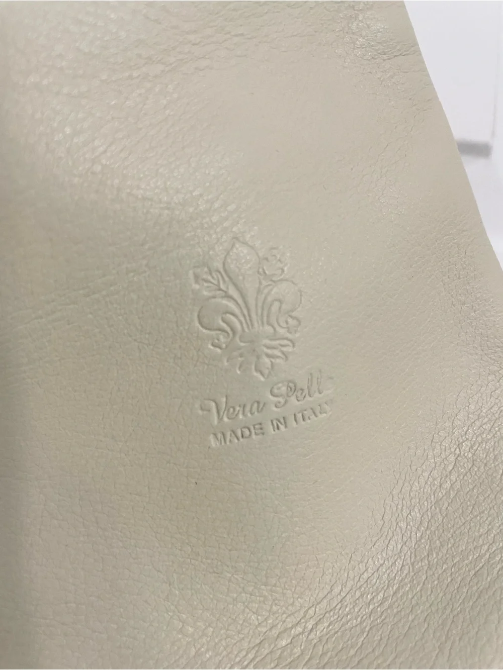 Vera Pelle Cream and Brown Leather Backpack Sling